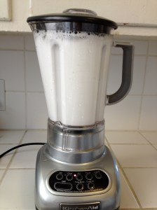 How to clean a blender
